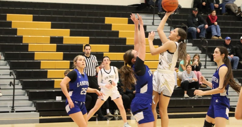 Northwest Girls Defeat Lakeview, 60-33