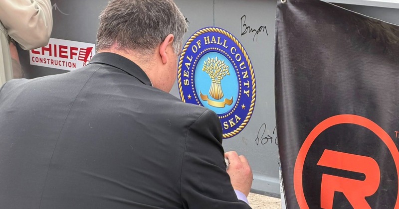 Hall County Courthouse Project Reaches New Heights with Final Beam Ceremony